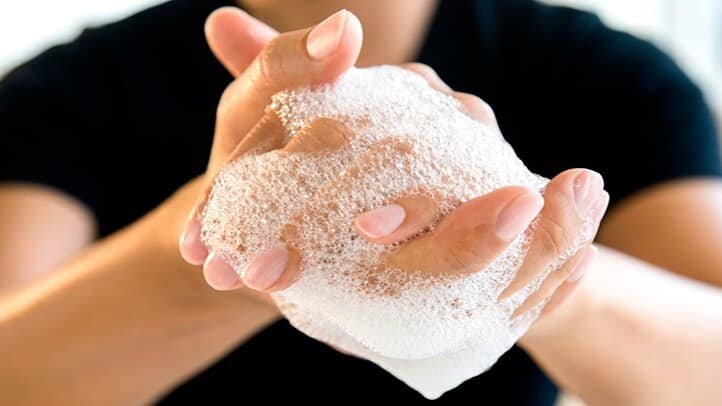 Мытье рук - важная мера профилактики гепатита А